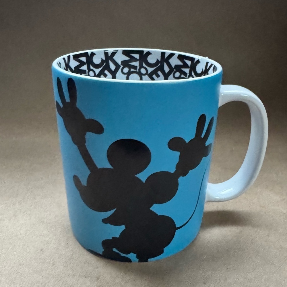 Disney Parks Mickey Mouse Mug. 16oz